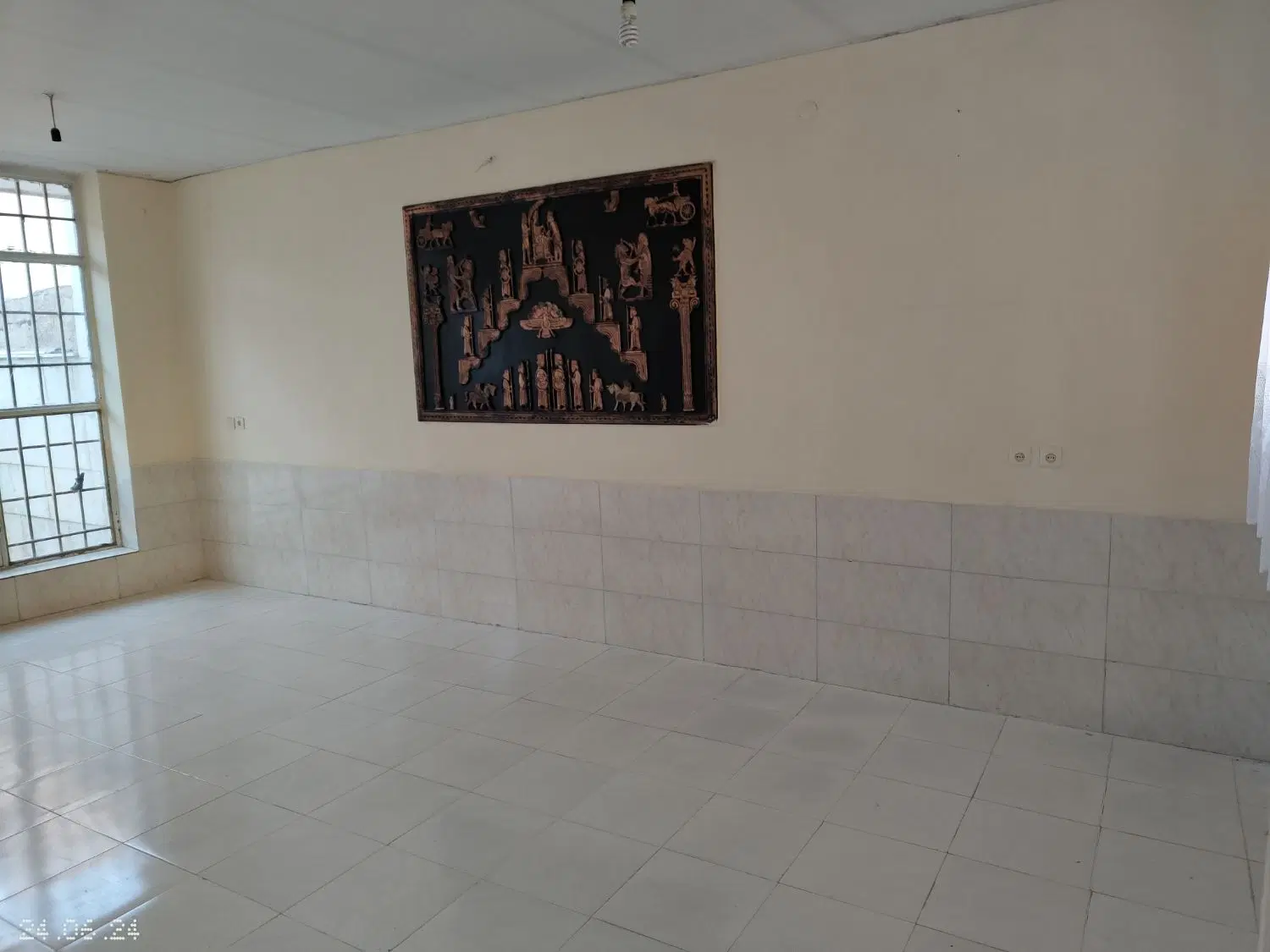 خانه ۱۰۰متر در از ساختمان