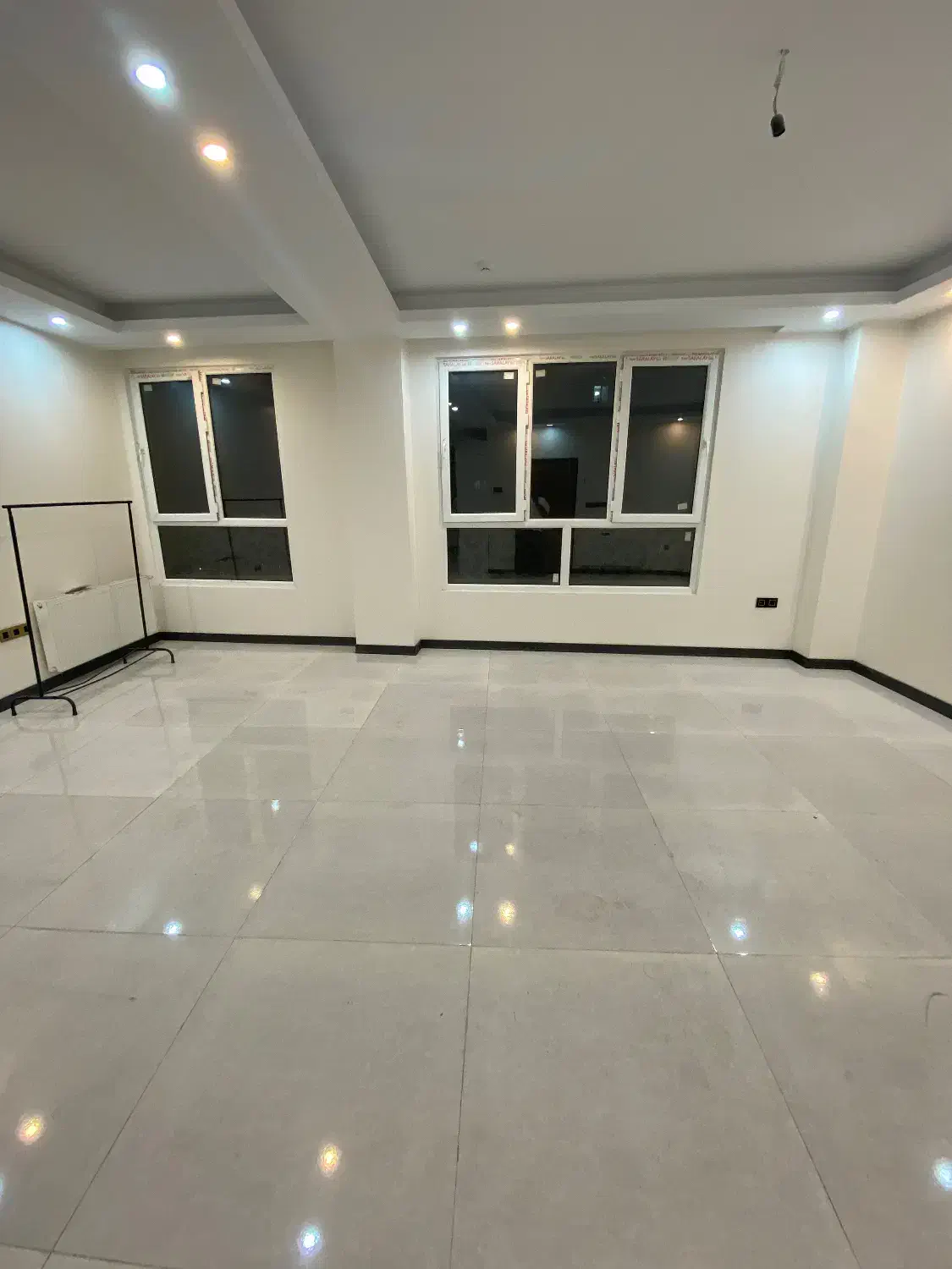 ۸۳متر نوساز تک واحدی شریعتی خیابان کلیم کاشانی