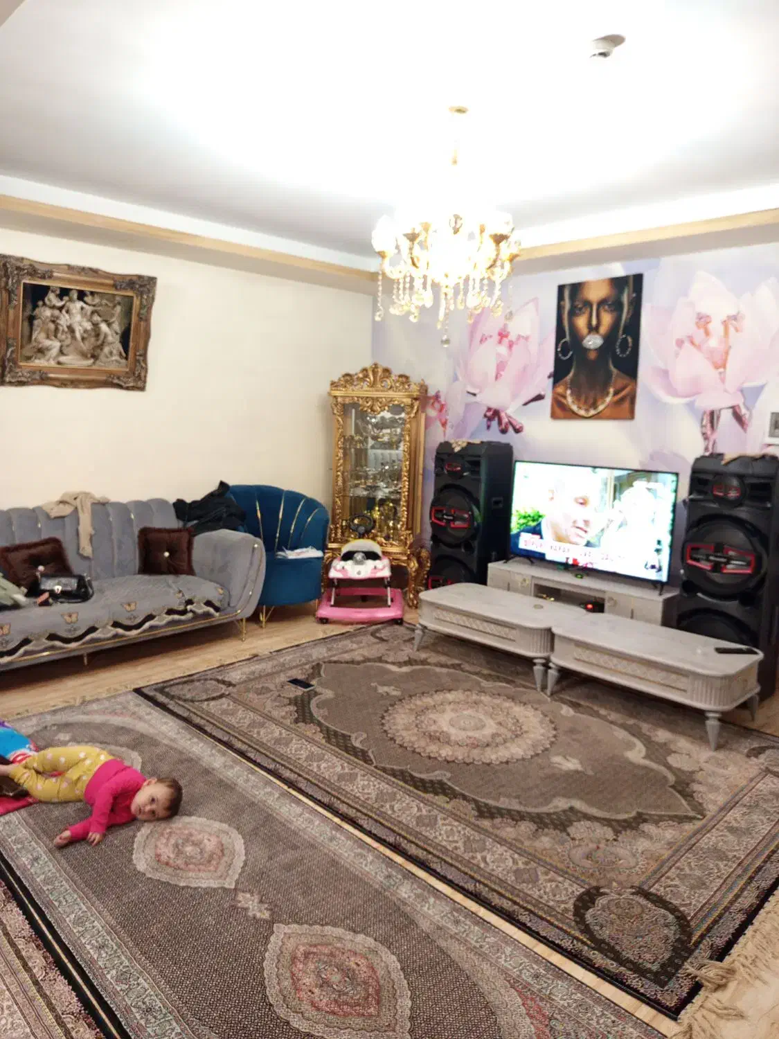 ۹۰متر آپارتمان ۱۳ آبان اندیشه