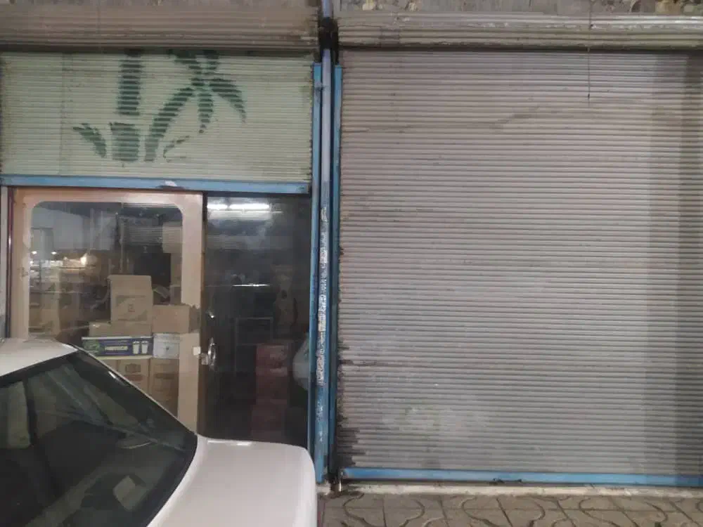 فروش دو دهنه مغازه