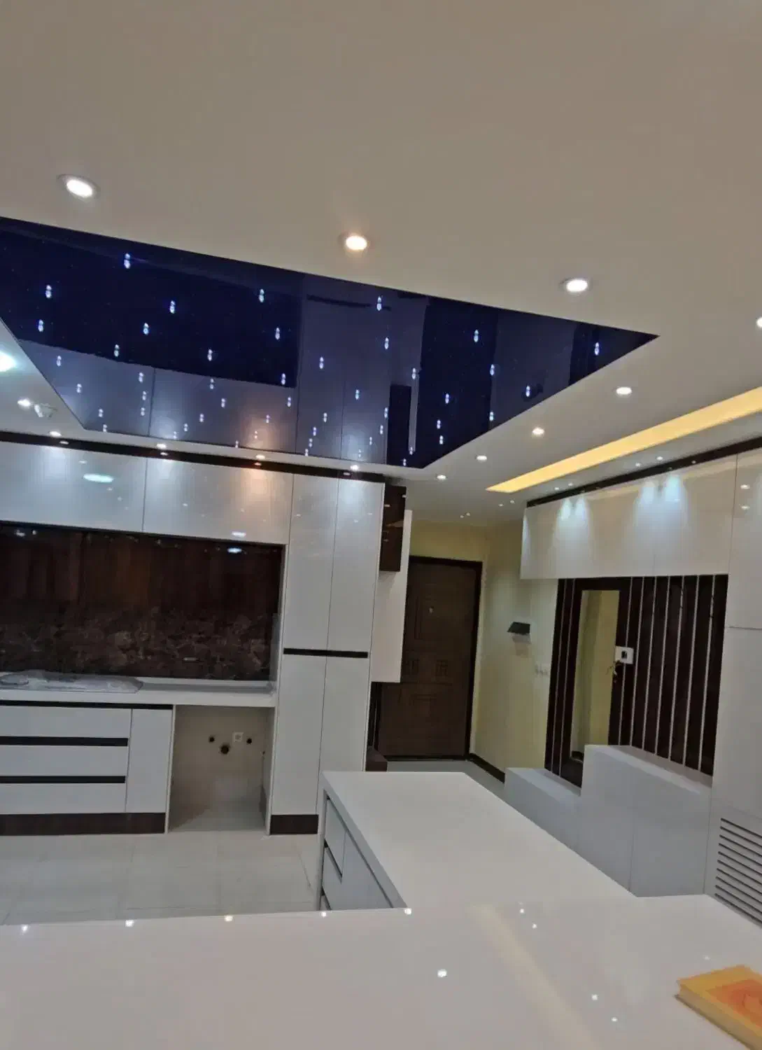 آپارتمان بسیار شیک