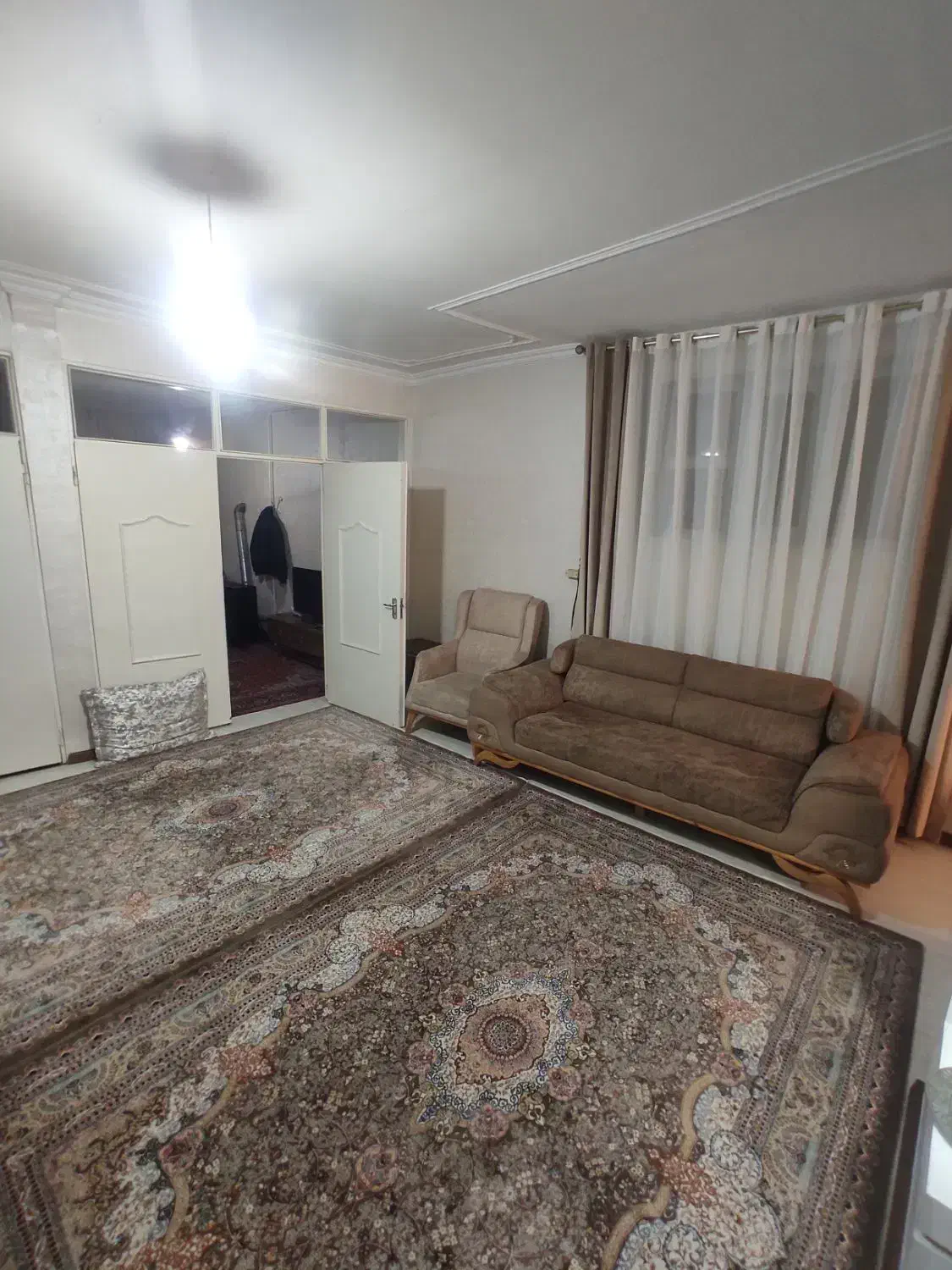 خانه سه طبقه درمارالان میدان تجلایی