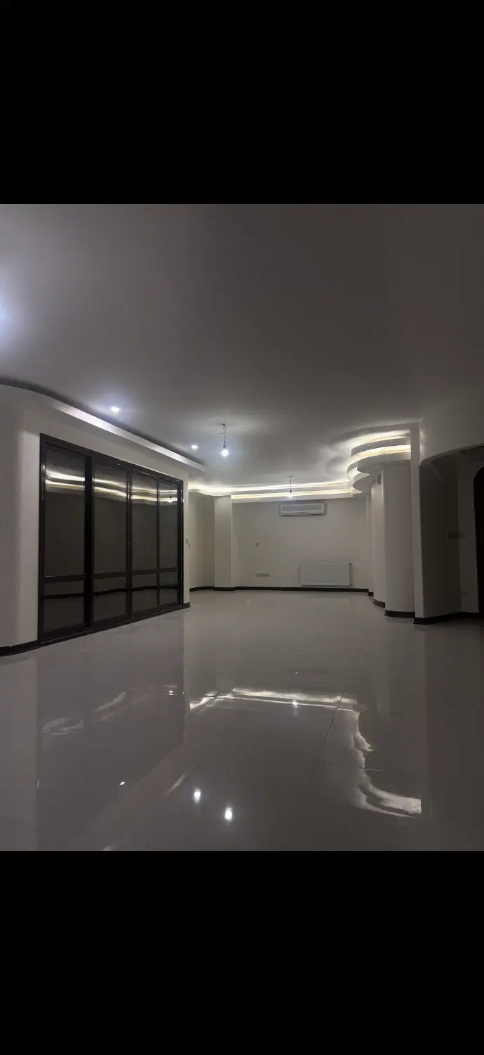 اجاره اپارتمان ۲۳۵ متری
