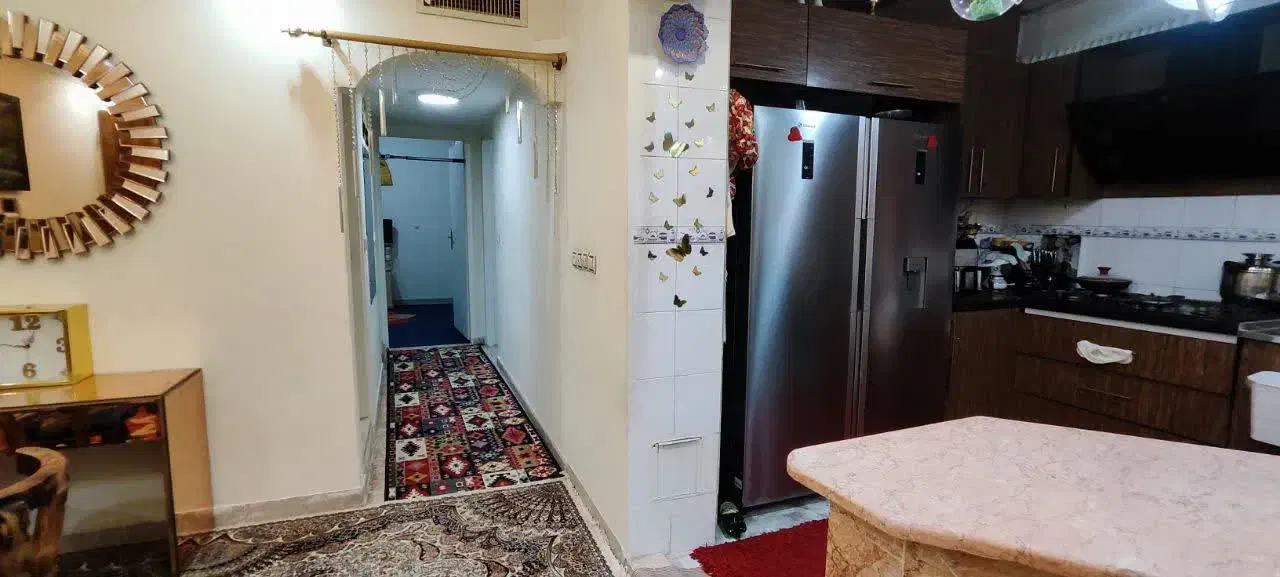۸۴ متر طبقه چهارم خوش نقشه پرده خور