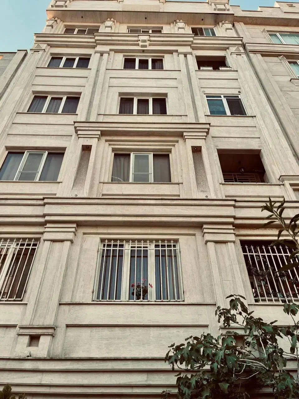 ۱۳۵ متر تکواحد فول بازسازی کمالی پونک