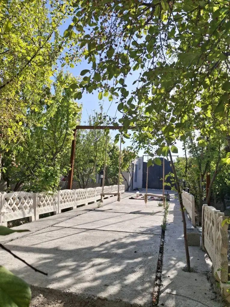 باغچه ی  ۴۰۰ متری