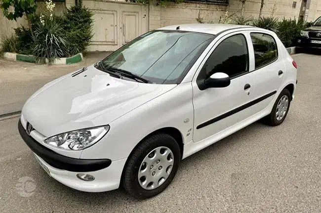 پارکینگ ماشین اجاره میکنم