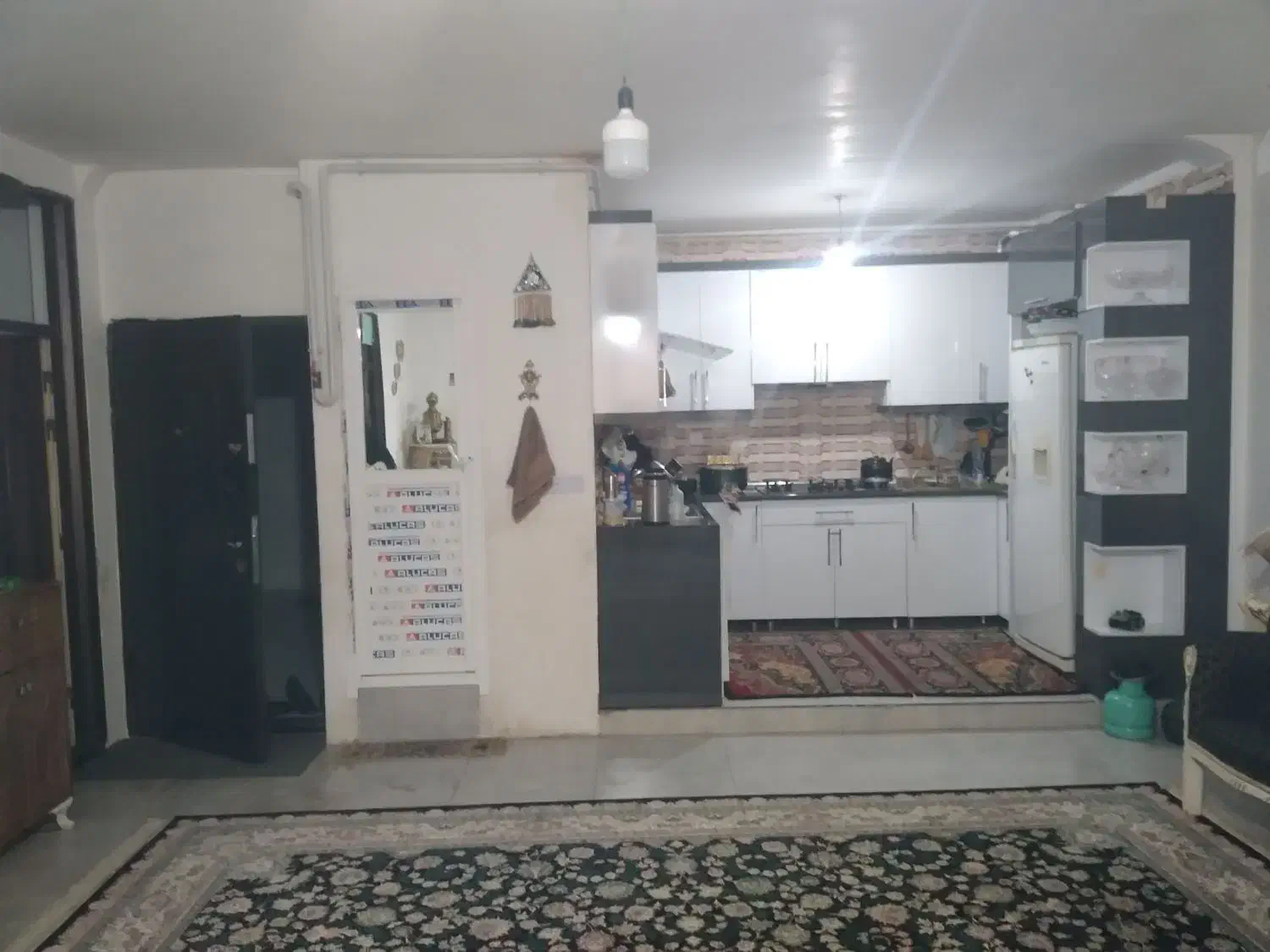 آپارتمان شهرداری ،دانش
