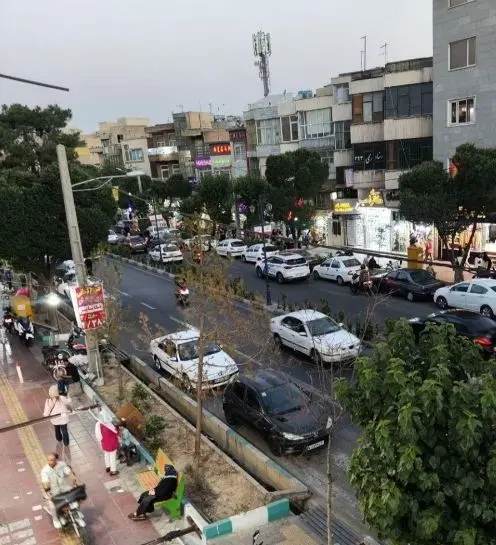 ۸مترمغازه شلوغ تمیز فست فود با لوازم شلوغ_دامپزشکی