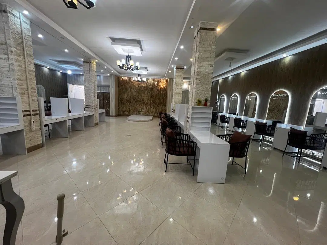 ۲۱۰متری حاشیه فردوسی.  درب مستقل