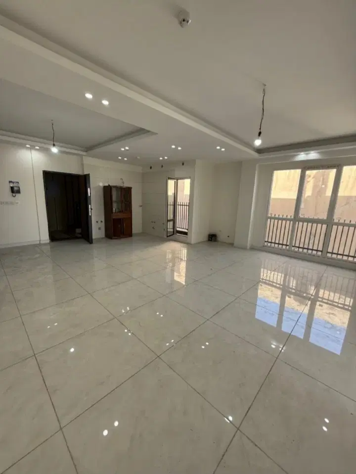 فروش آپارتمان۸۵متر۲خوابه لوکس وبرند