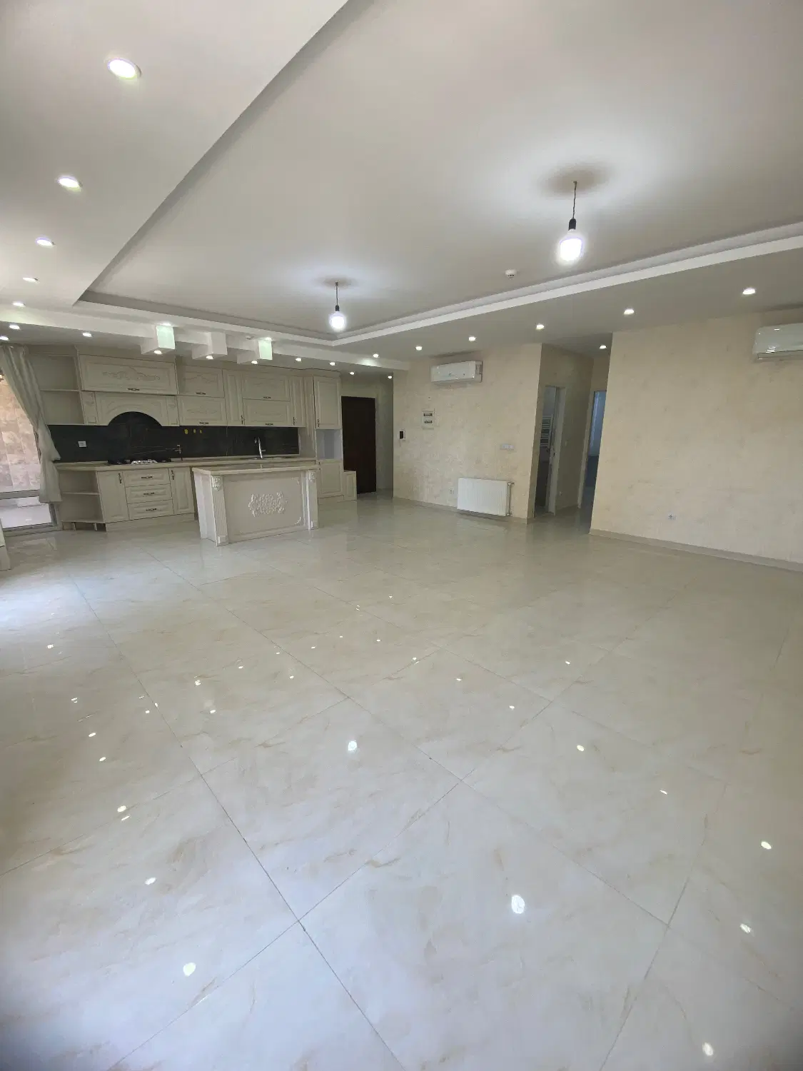 فروش آپارتمان ۱۶۰ ۳ خواب تکواحدی طبقه اخر نادر