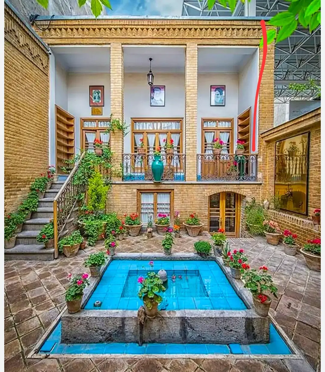 خانه ۱۰۰ متر