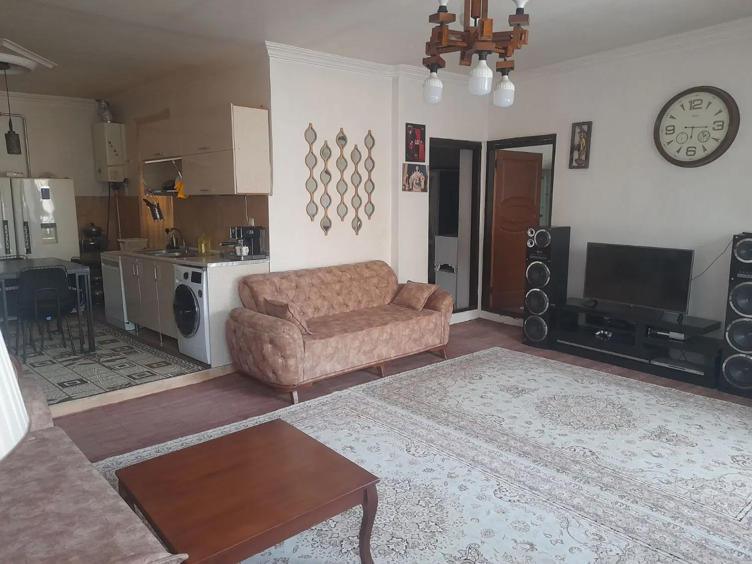خانه ۱۶۰ متری در قره غاج