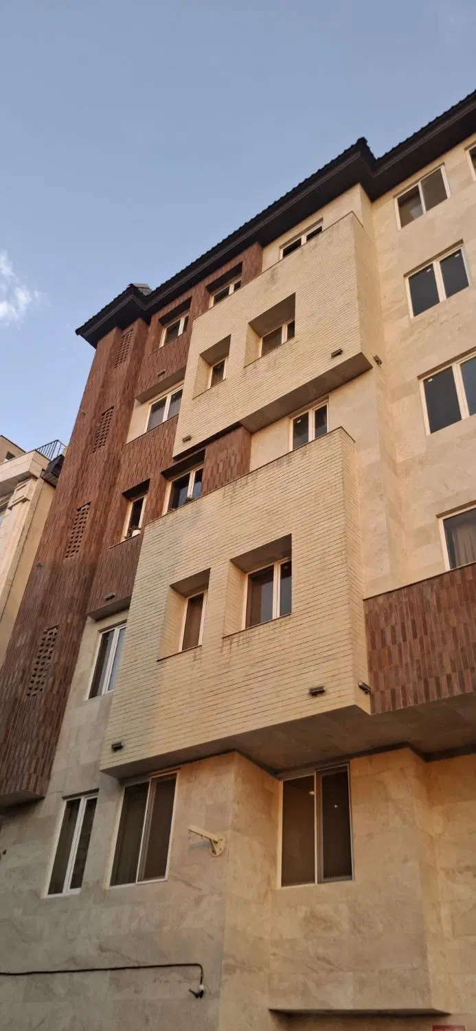 آپارتمان ۱۵۸ متری در کوی مهر  محله دنج و آرام