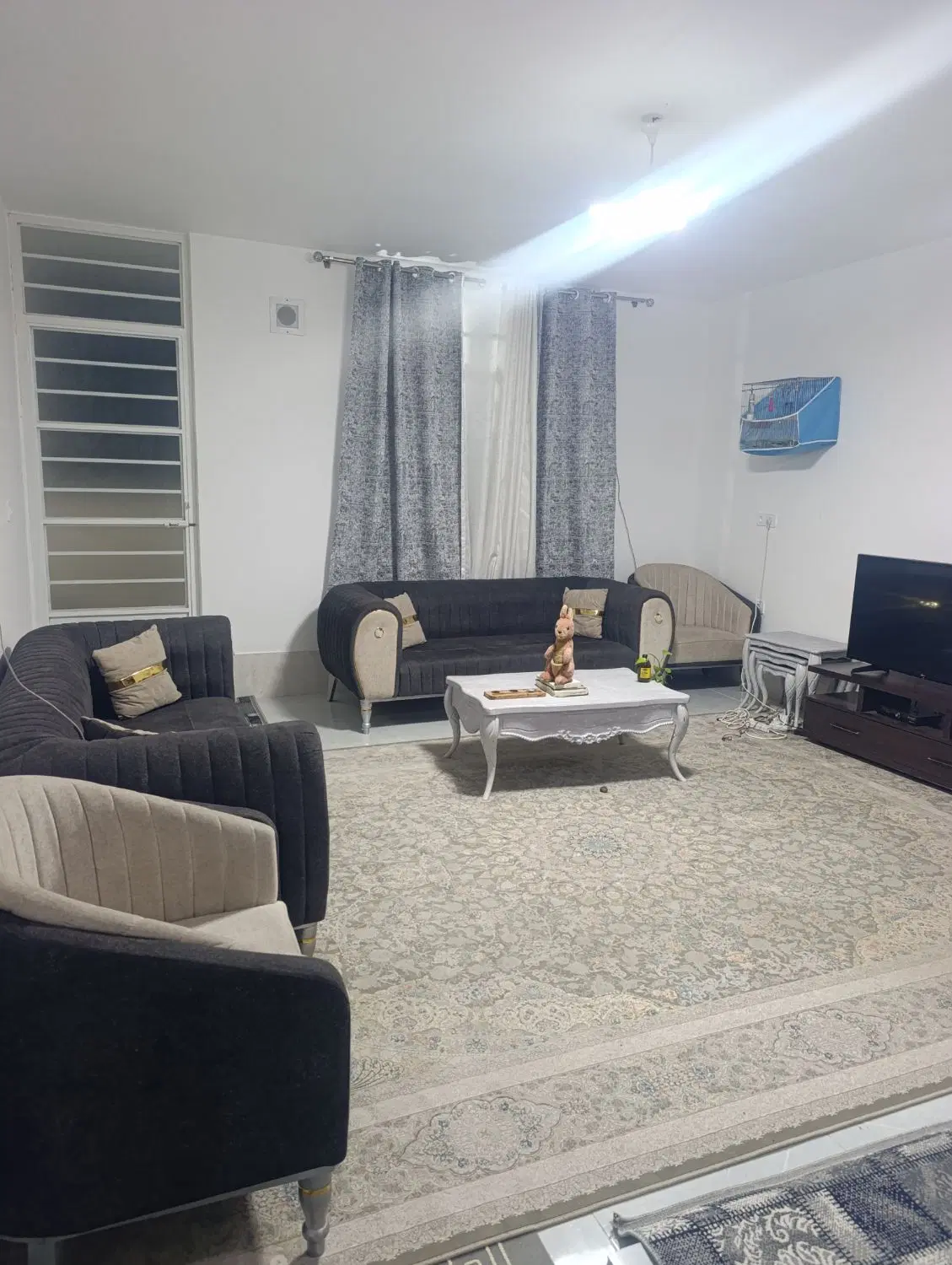 منزل ۱۰۰متری طبقه دوم بلوار اتحاد گردخون