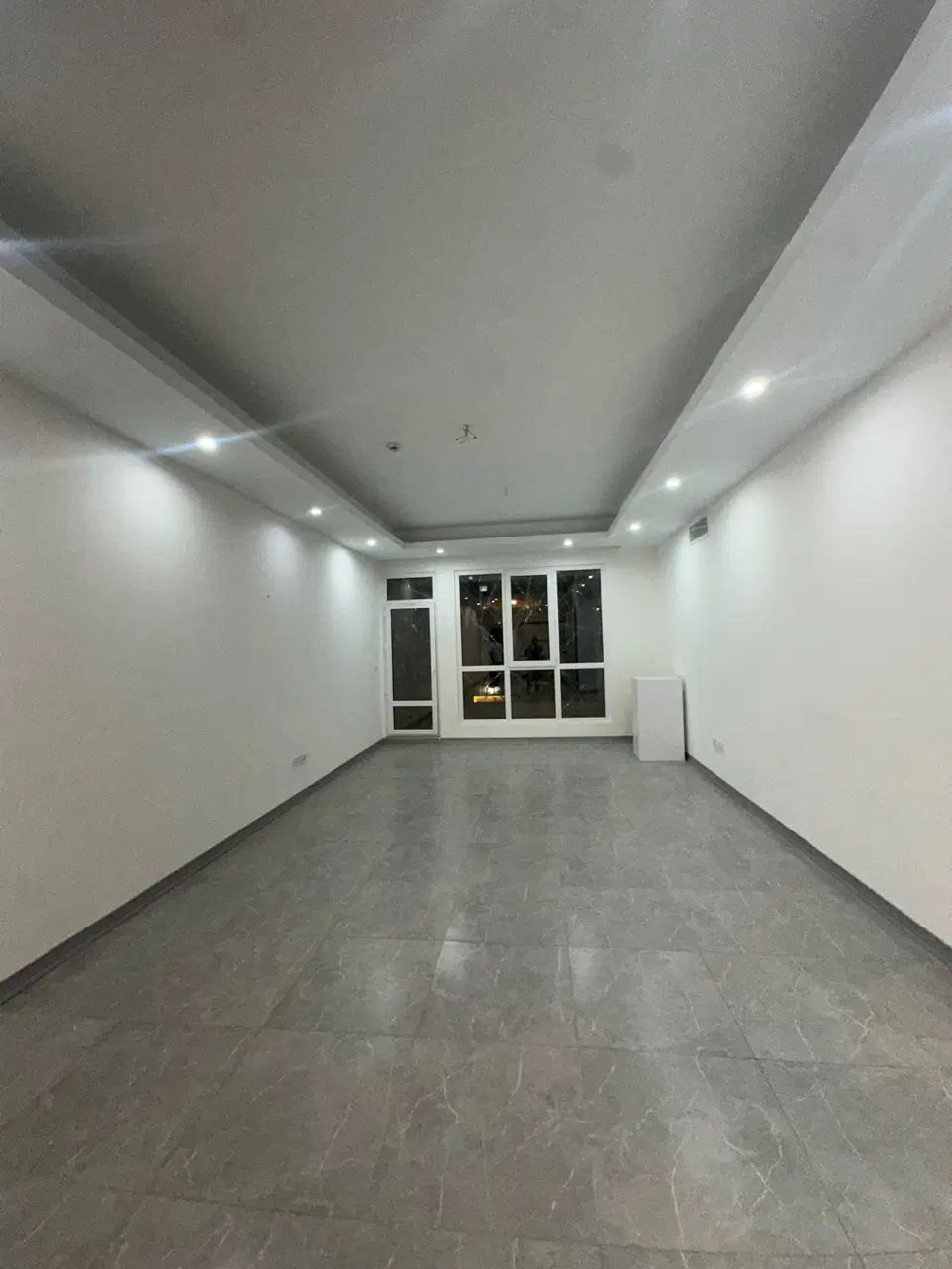 فروش ‌آپارتمان ۱۲۷ متری ۲ خوابه (سند تک برگ)