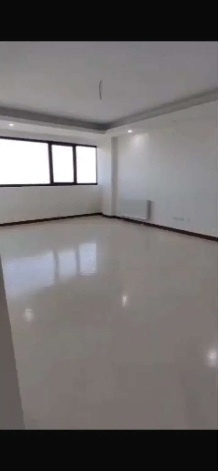 ۱۱۸ متر شهرک خرازی جنوبی پنجره قدی