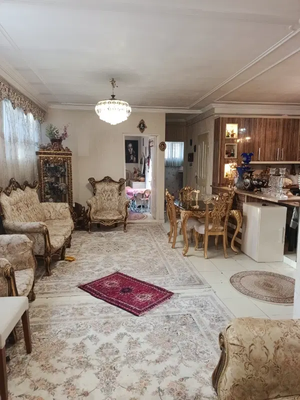 آپارتمان ۸۲ متر کوچه ارک