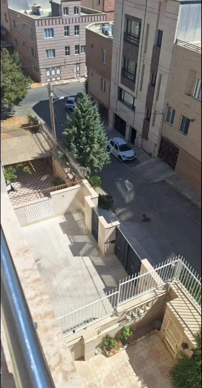 آپارتمان پشت هتل شادی