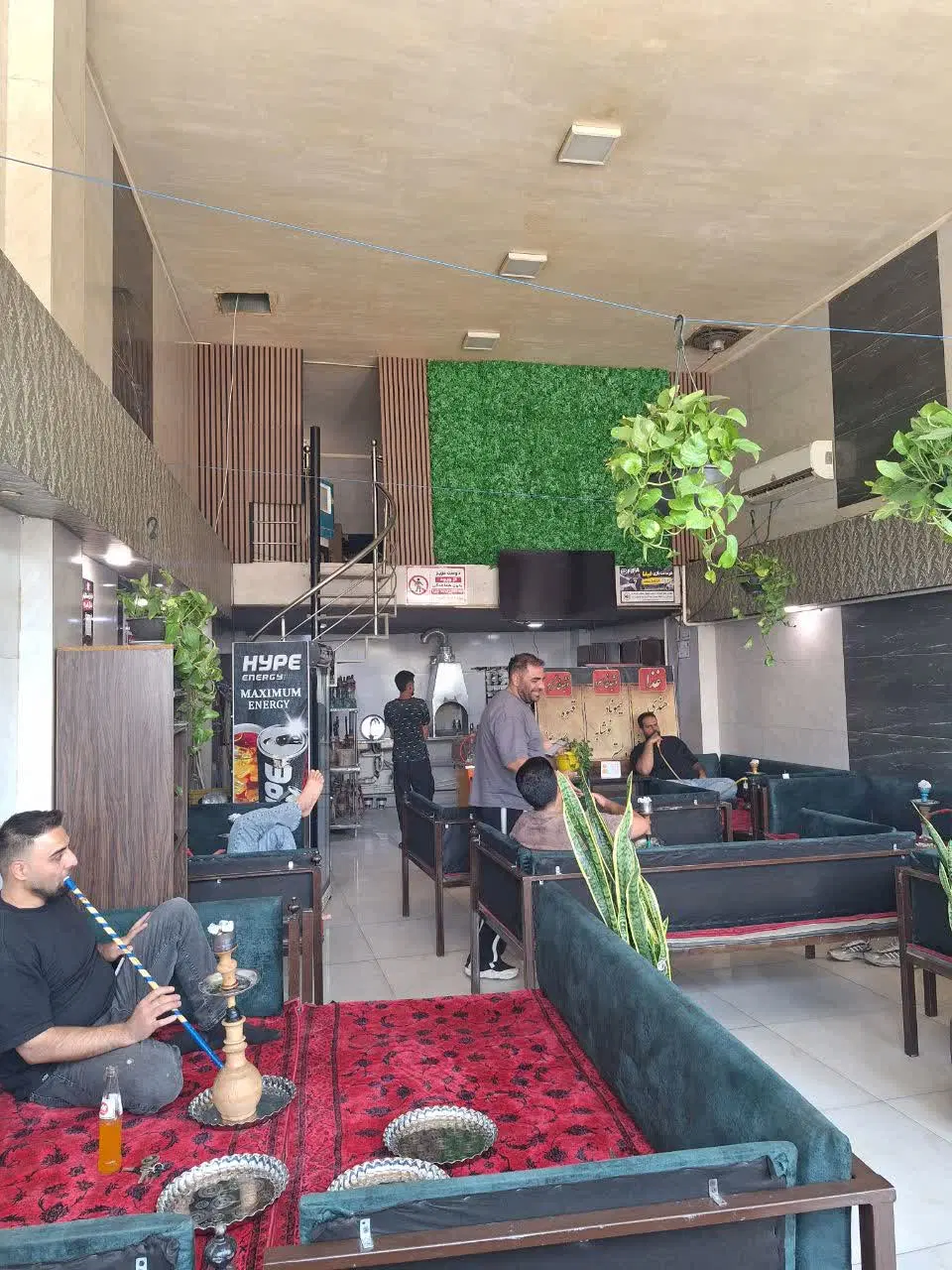 مغازه تجاری