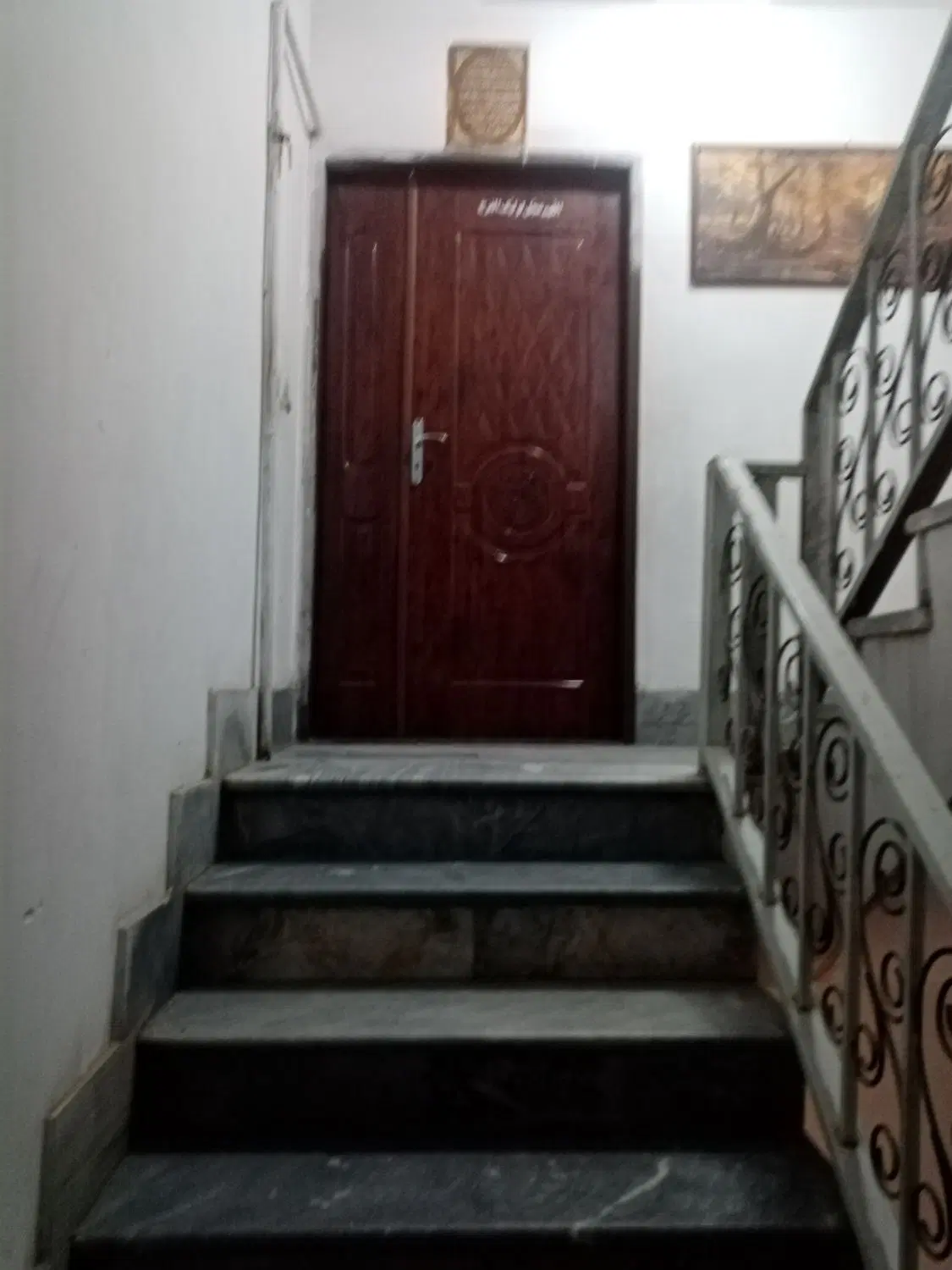 آپارتمان با پارکینگ