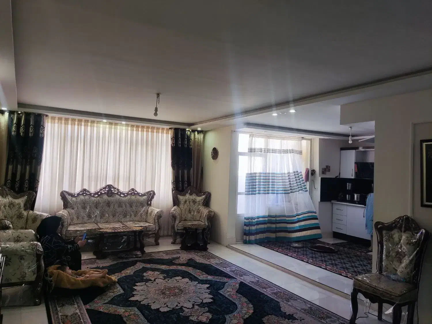 آپارتمان طبقه دوم ۱۶۵متری چراغچی ۱۹