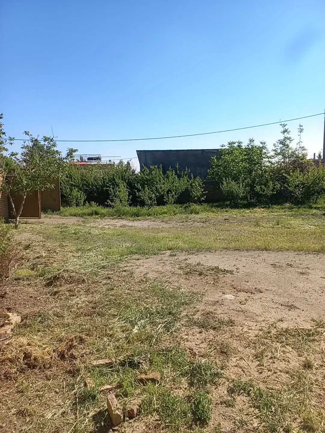 زمین مسکونی اول محل بر خیابان