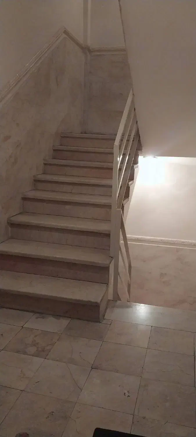 ۴۲متری تاپ لوکیشن