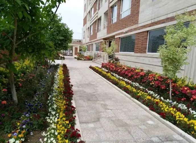 ۶۸مترمجتمع همافروشی