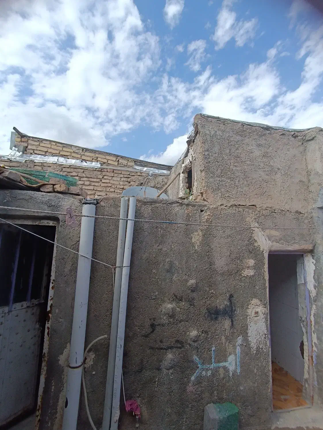 منزل مسکونی