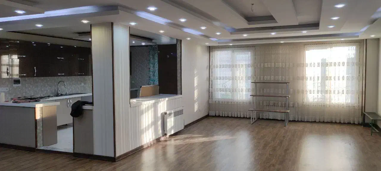 .فروش 176 متری ساجدی
