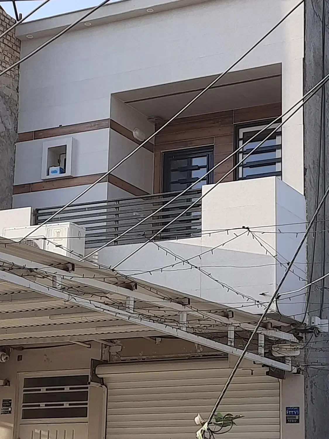 ملک تجاری طبقه بالا ۶۰ متر