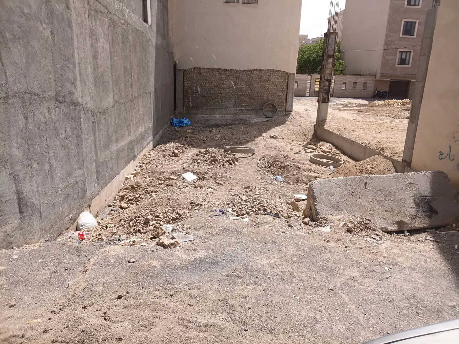 زمین 133 متری