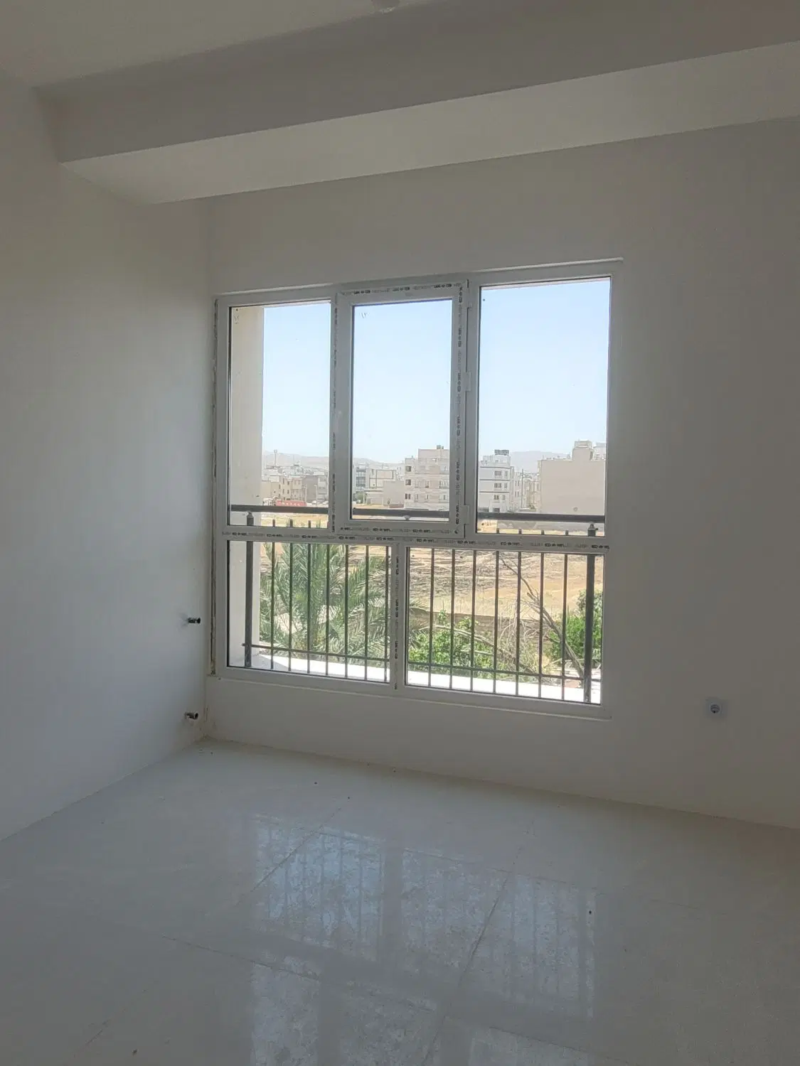 آپارتمان دو خوابه ۱۱۵ متری سروش غربی
