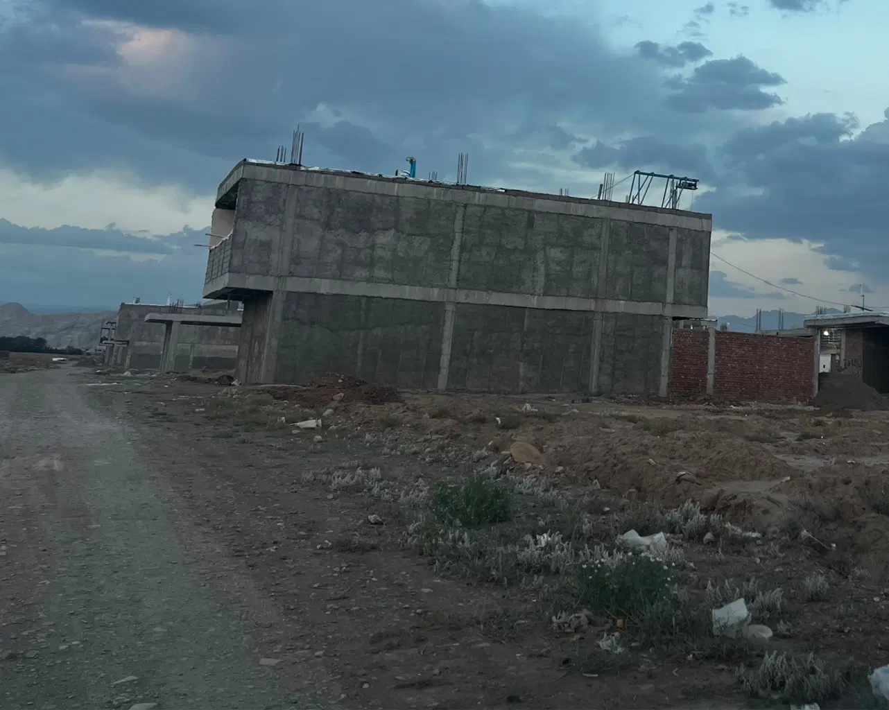زمین بلدالامین سروستان
