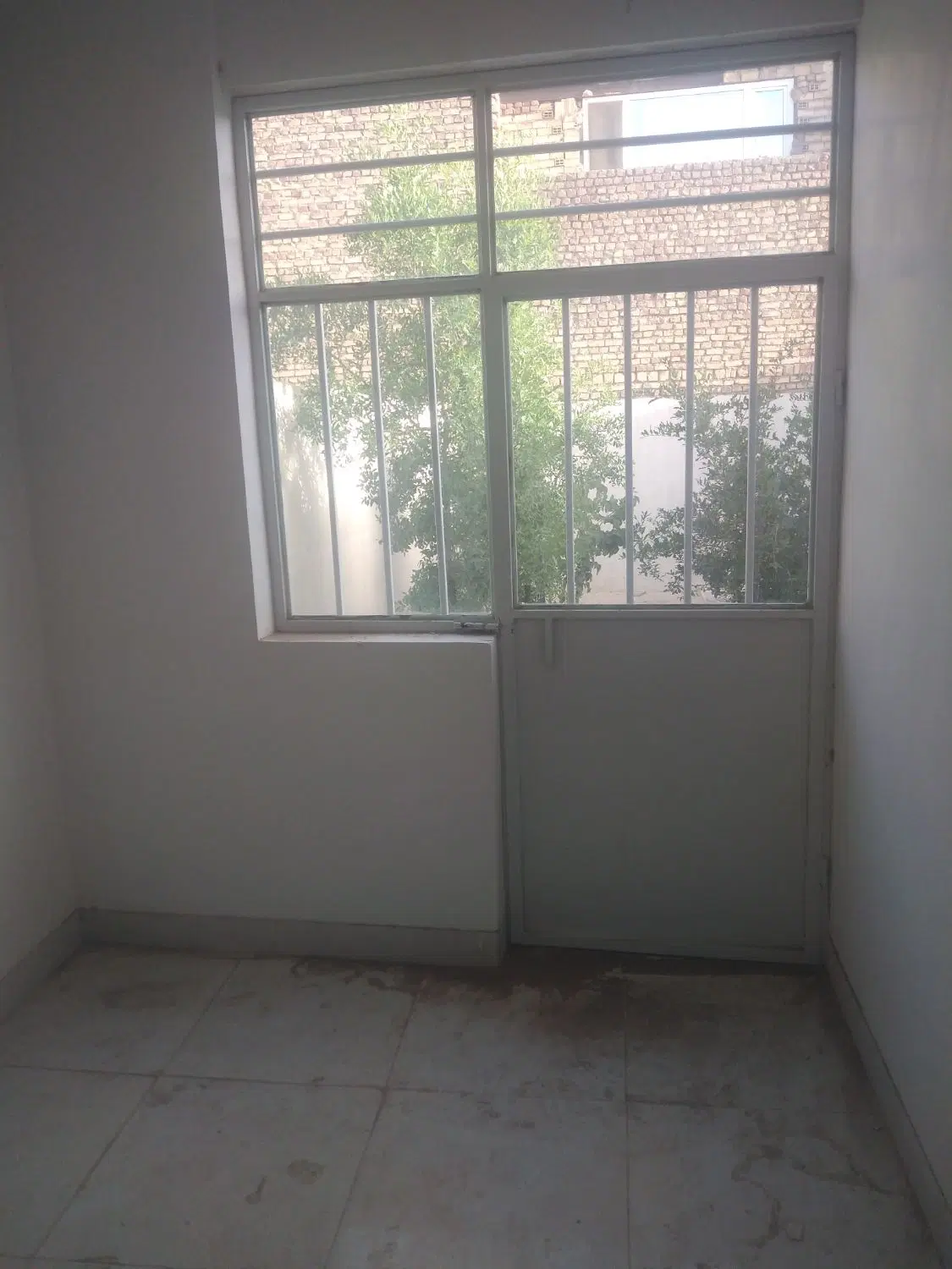 منزل ویلایی دوخوابه حاجی آباد