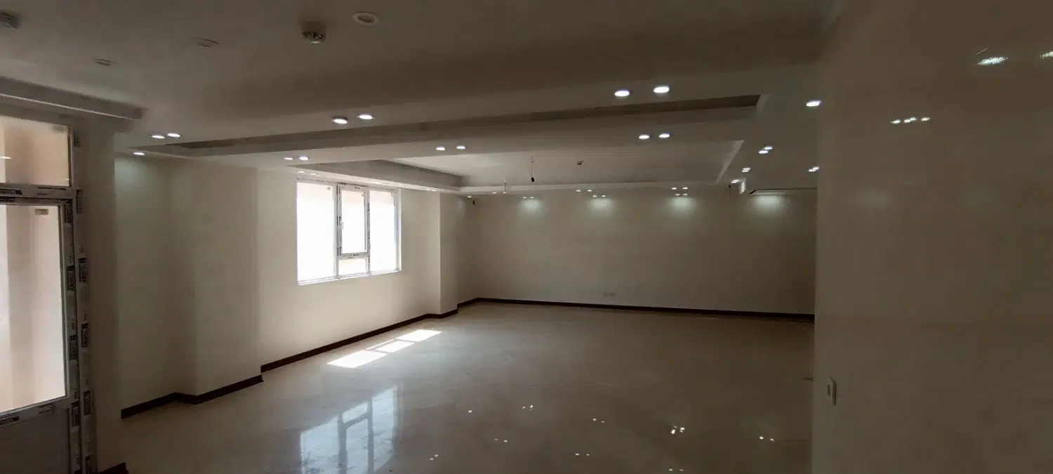 127 متر کم واحد خوش ساخت نور و آفتاب کامل