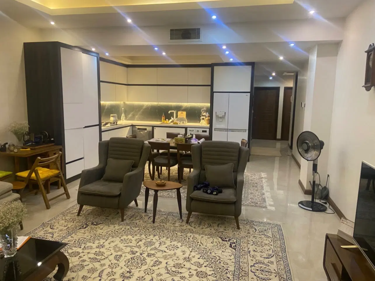 فروش آپارتمان ۱۳۱ متری لوکس در تاپ لوکیشن عظیمیه