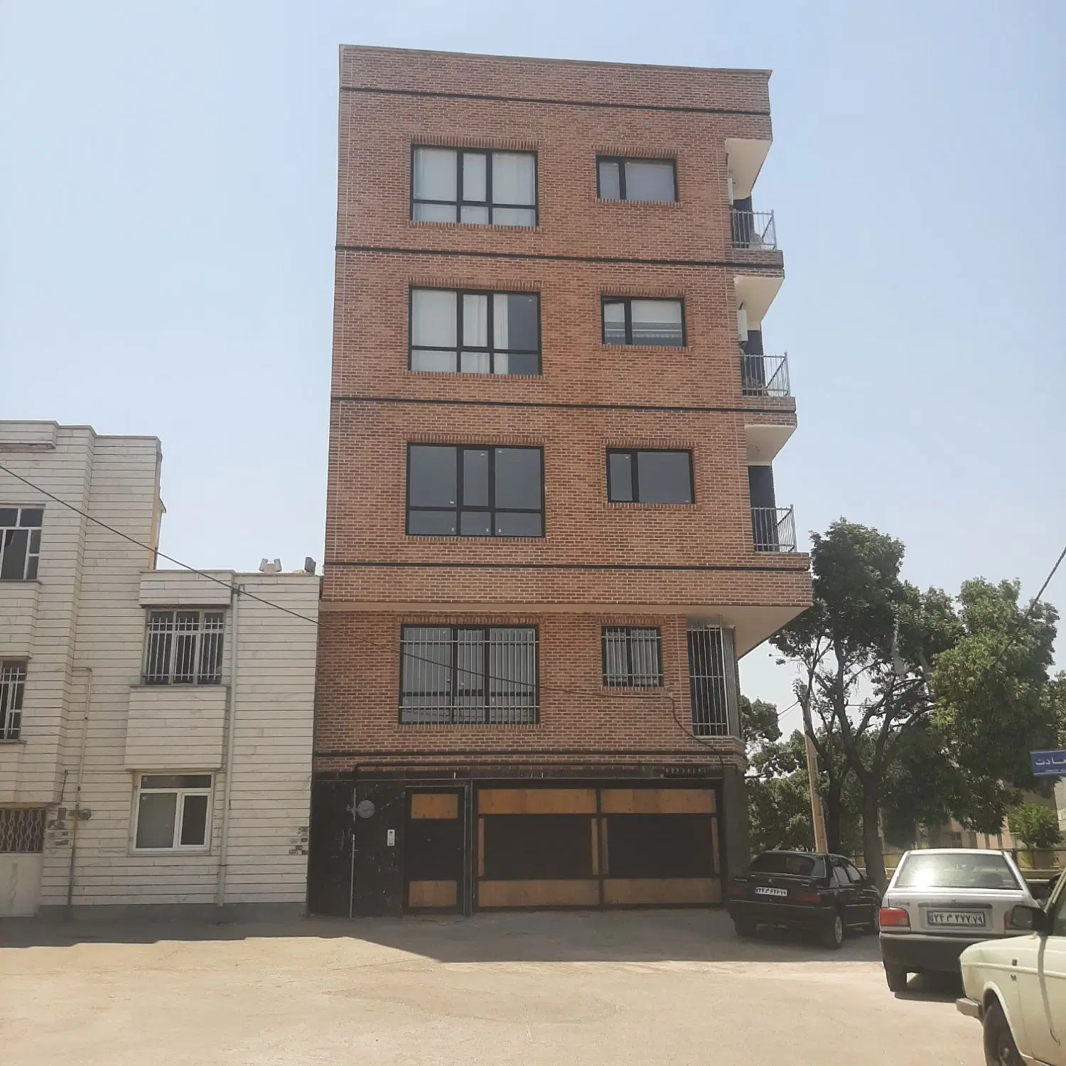 فروش آپارتمان ۷۵ متری با لوکیشن خوب ویو عالی