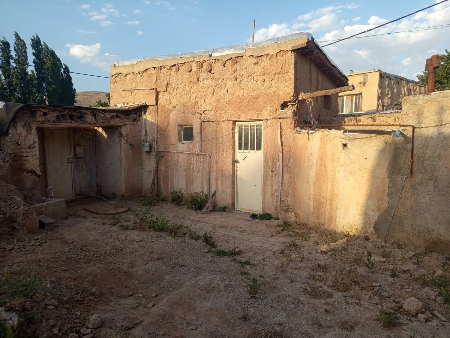 فروش ساختمان زمین ومسکونی در کرسف