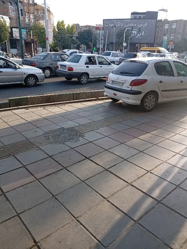 اجاره مغازه جاده اراک داخل گاراژ