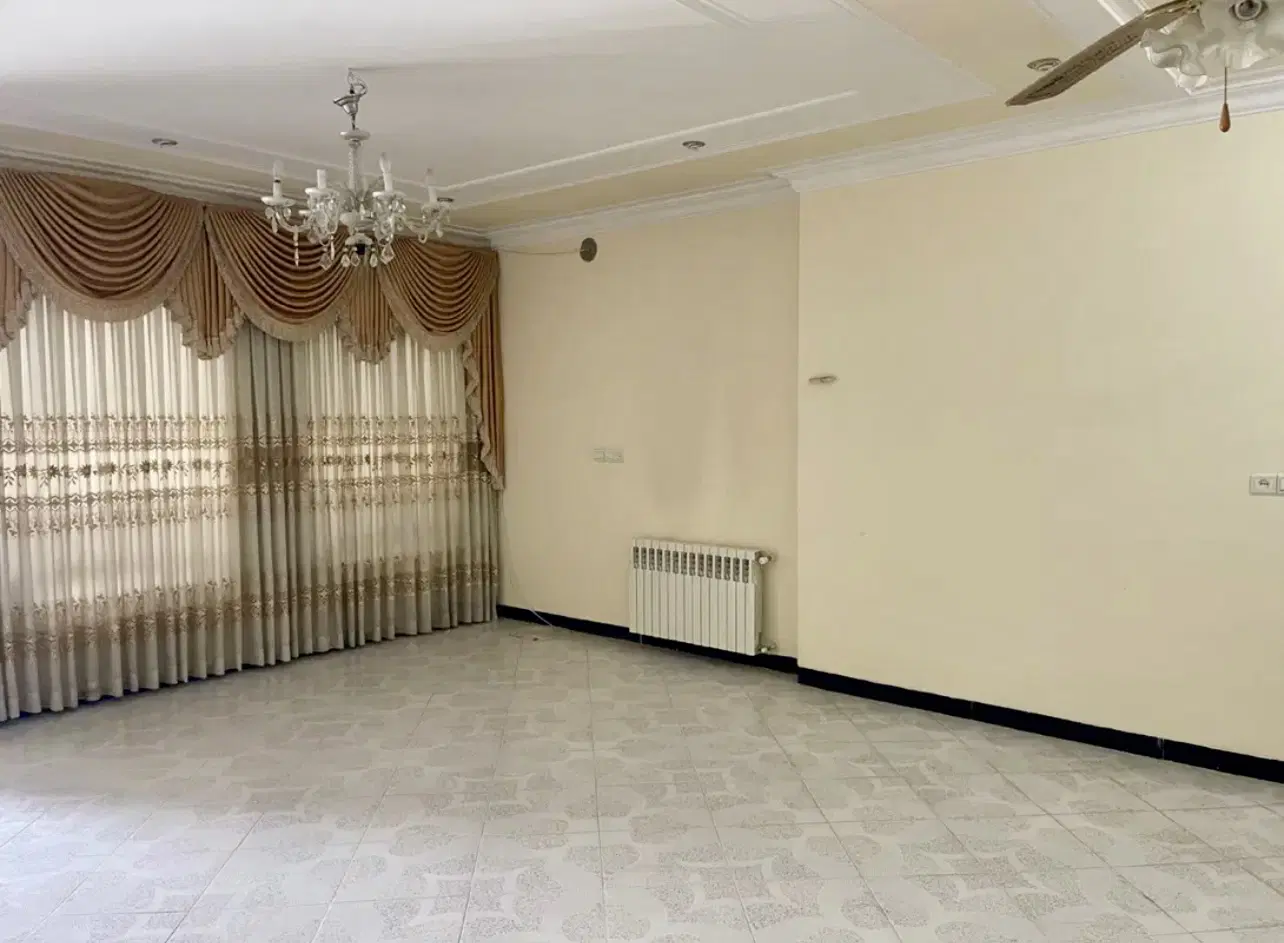 نیم طبقه دوخواب شیک ( اگهی را بخون بعد پیام بده)