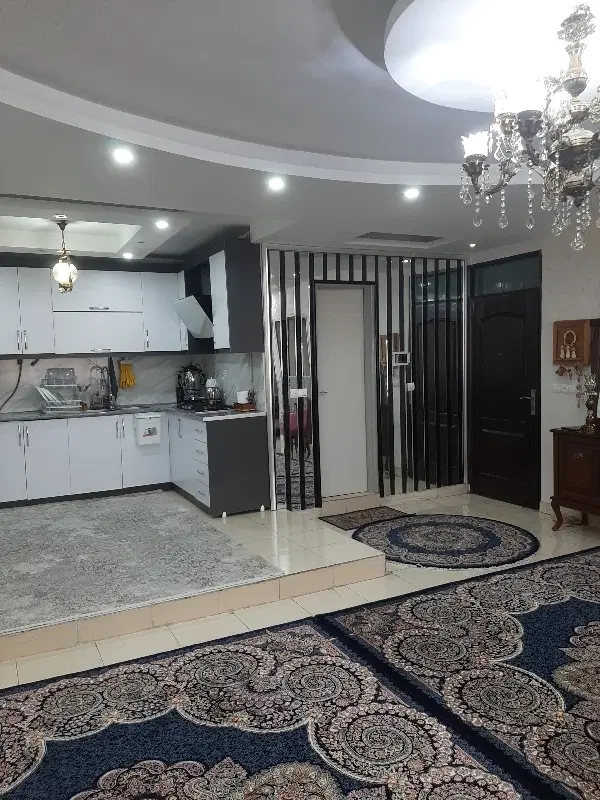 اپارتمان‌ ۱۱۰ متری دو خوابه