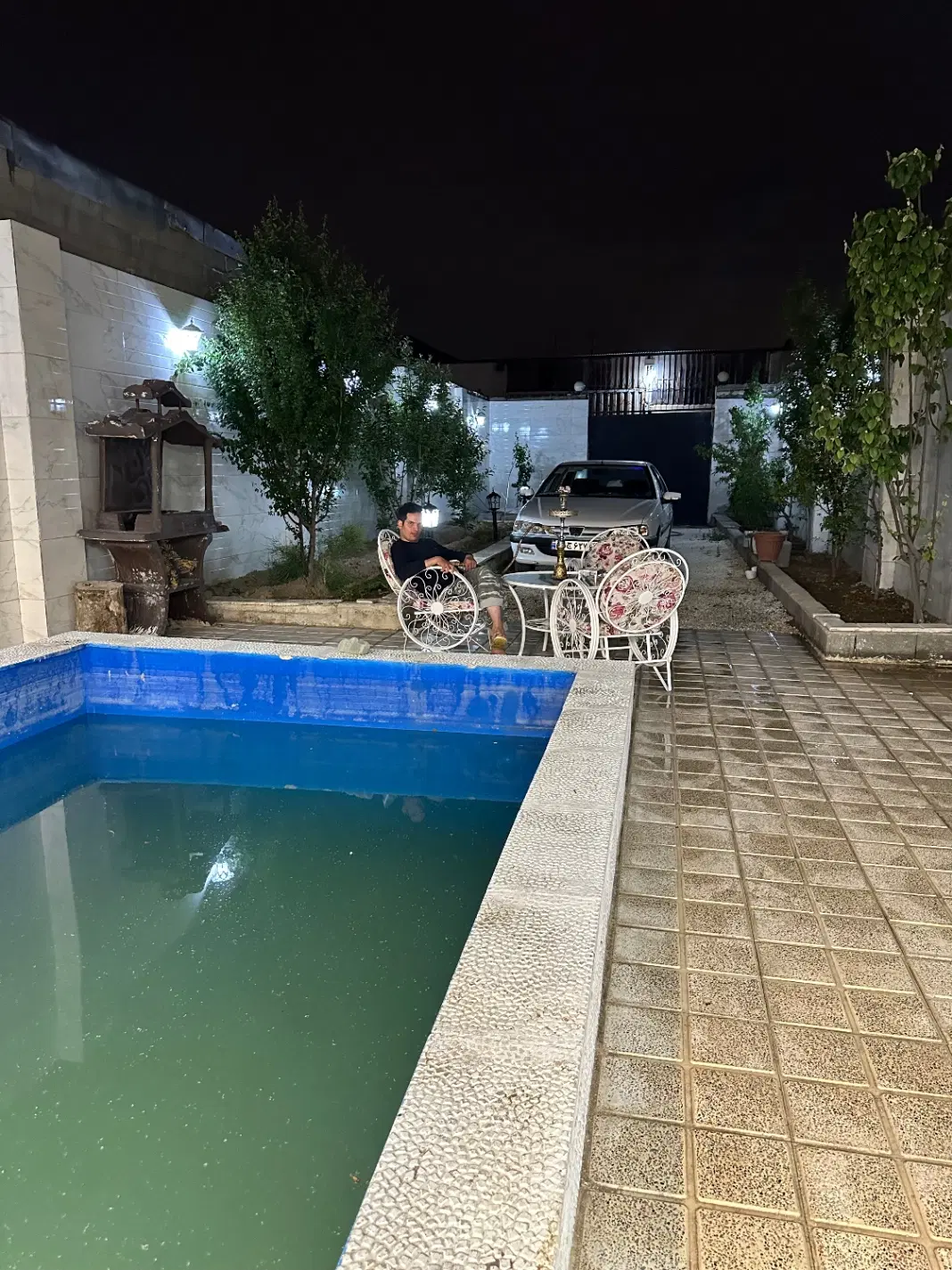 باغچه ۲۱۰ متر  ۵۰ متر خونه یک اتاق خواب