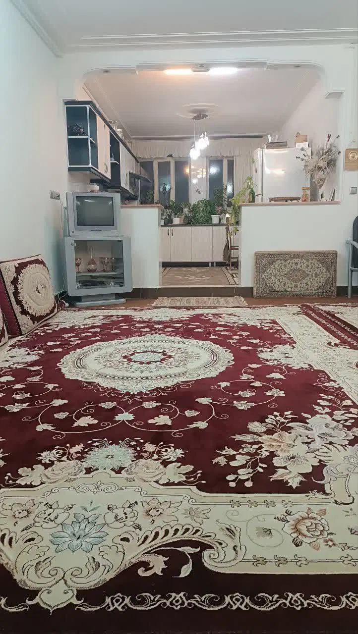 موقعیت خیلی عالی ۳ طبقه
