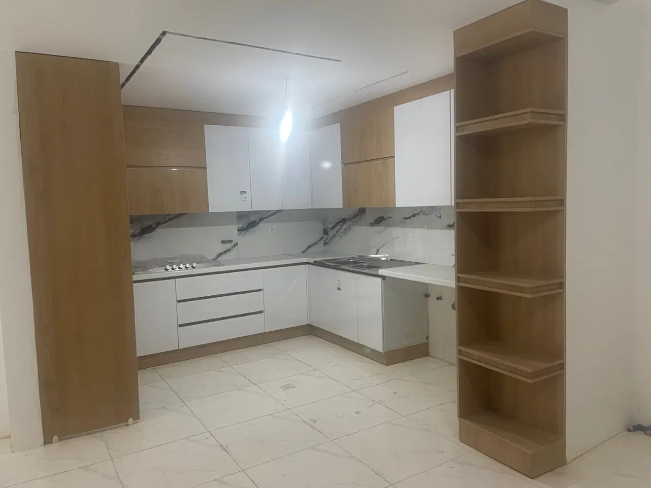 اپارتمان صفر ۳ خواب سبحان  طلاییه