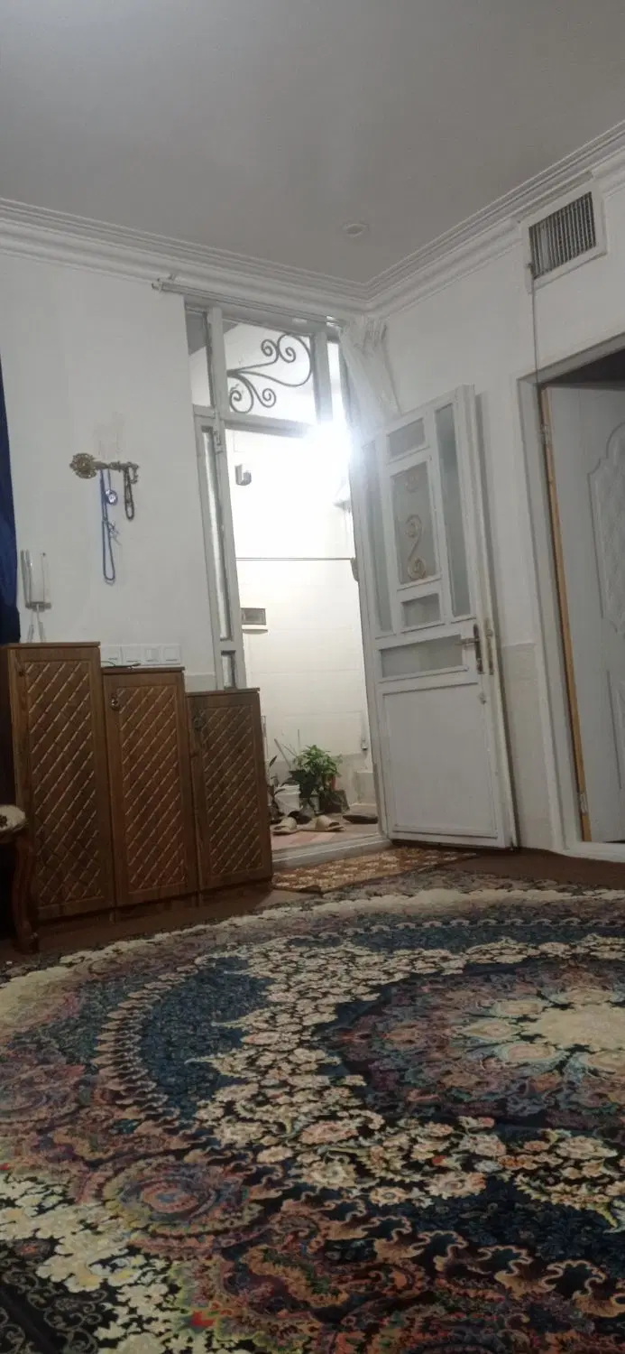 فروش دو طبقه ویلایی کوی آبشار