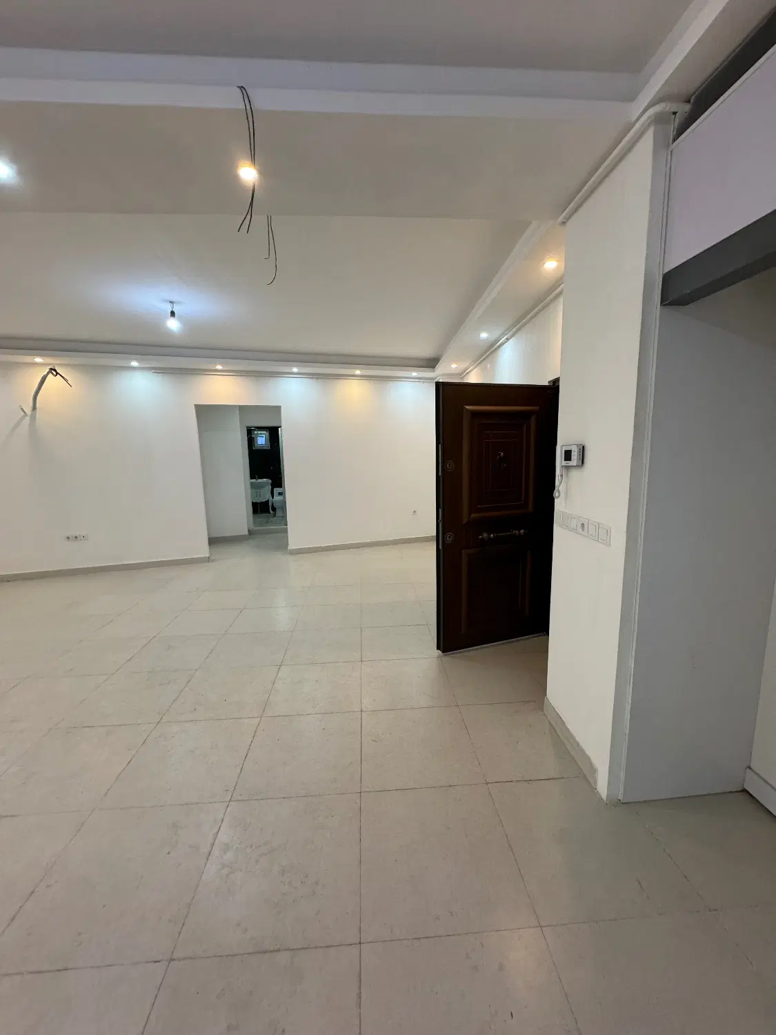 ۱۲۷ متر در بهترین لوکیشن رشت