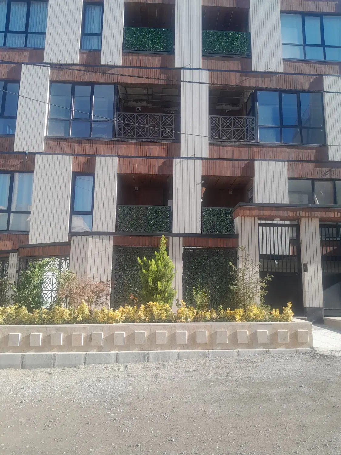 رهن کامل یک واحد مسکونی درفاز۴ پردیس